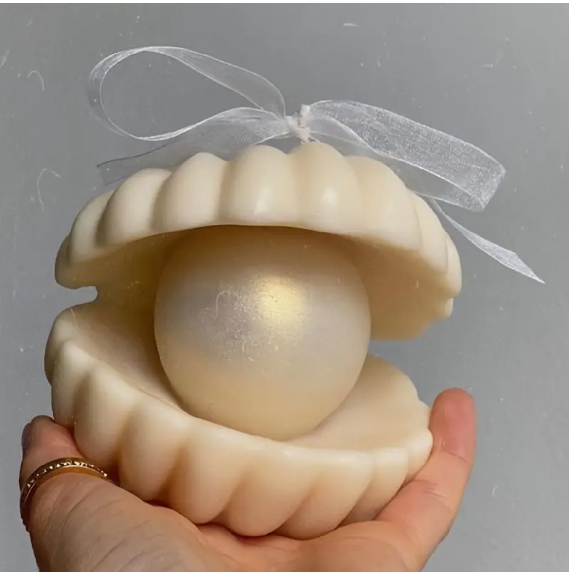 Beautiful-Pearl-Shell-Candle-1.jpg Beautiful Pearl Shell Candle - Image 1